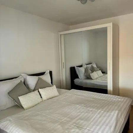 Apartman Haus Ella *