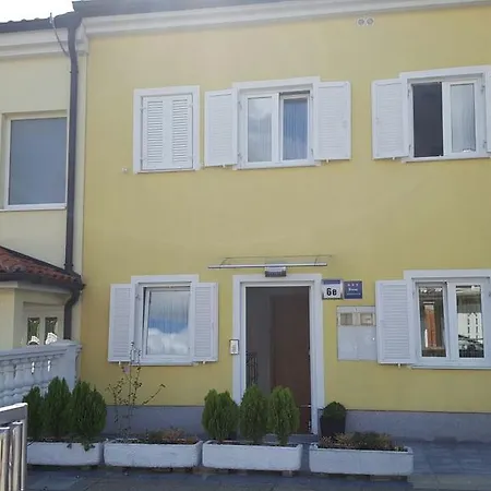 Haus Ella Novi Vinodolski