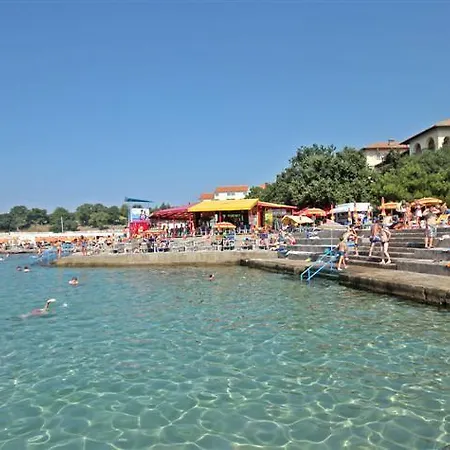 Haus Ella Apartman Novi Vinodolski