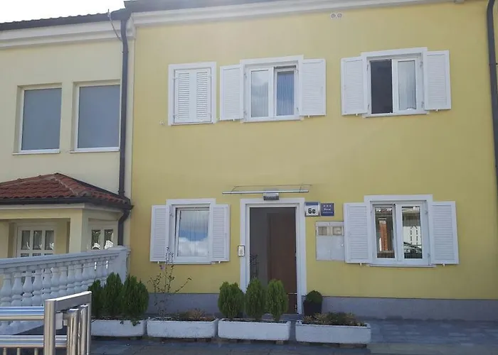 Haus Ella Novi Vinodolski