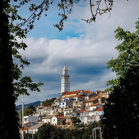 Haus Ella 诺维·维诺多尔斯基