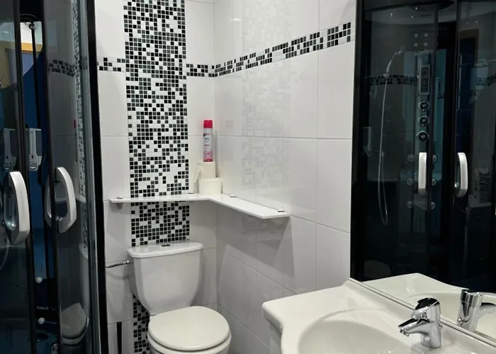 公寓 Haus Ella 诺维·维诺多尔斯基