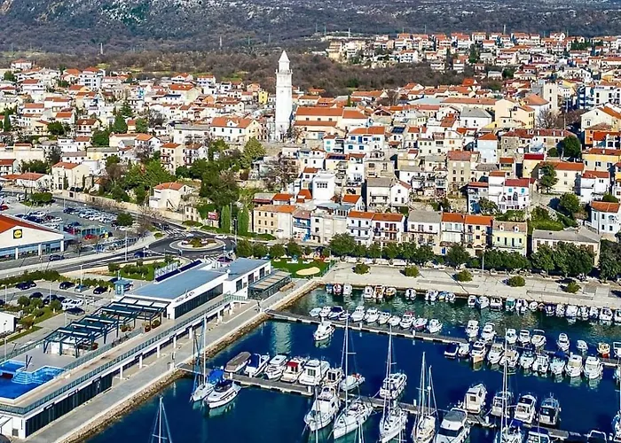 Haus Ella * 诺维·维诺多尔斯基